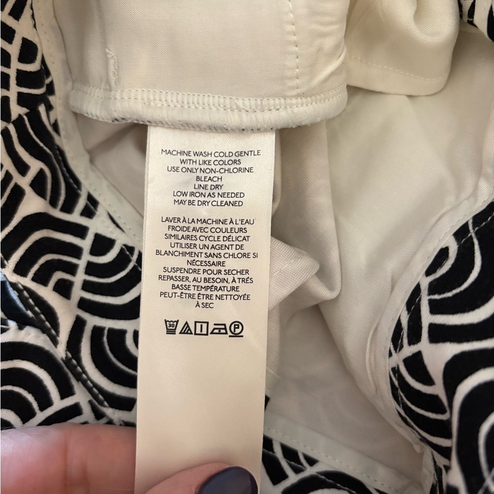 Maeve by Anthropologie Black White Geometric Flare Pants Size 12 - Picture 7 of 8